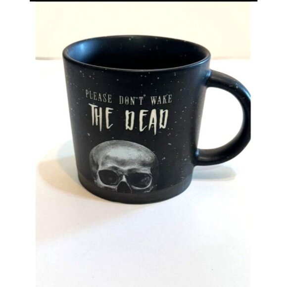 Skull & Skeleton Ceramic Mug - Picture 4 of 12